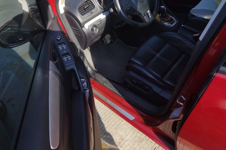 Used Volkswagen Golf 2012 1.4TSI Automatic Luxury Edition
