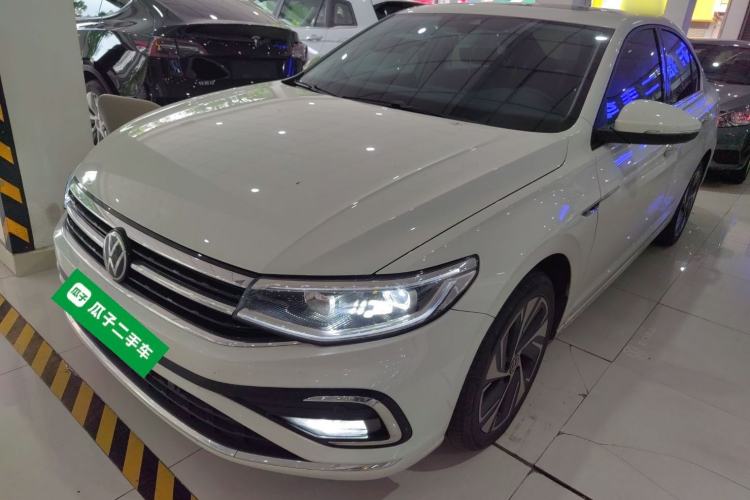 Used Volkswagen Bora 2023 300TSI DSG Prestige Edition