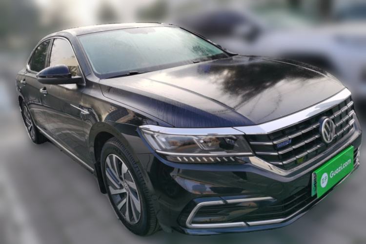 Used Volkswagen Passat New Energy 2020 430 PHEV Hybrid Luxury Edition China VI Standard Front Right 45 Deg