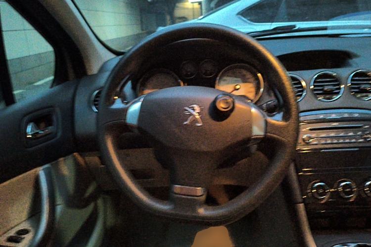 Used Peugeot 408 2013 2.0L Automatic Comfort Edition Steering Wheel
