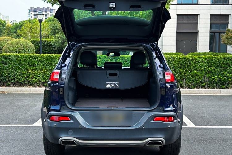 Used Jeep Cherokee 2017 2.4L Leading Smart Edition