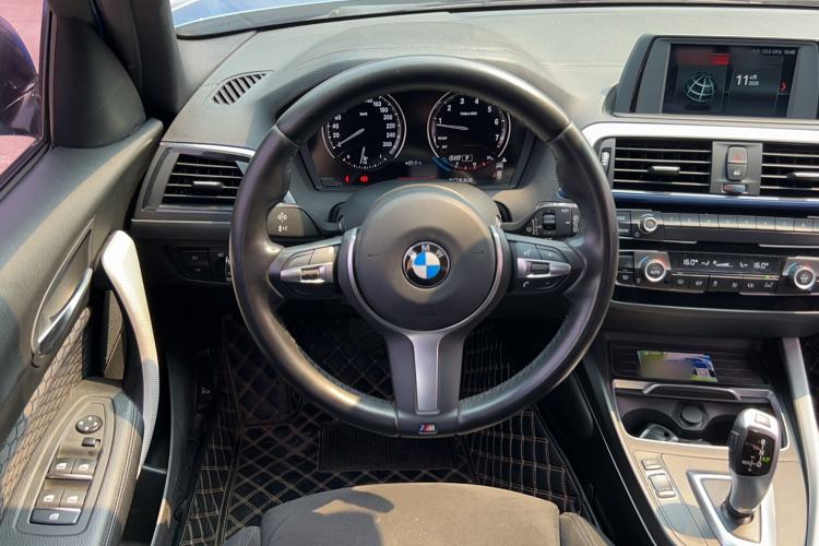 Used BMW 1 Series 2018 120i M Sport Package Interior 3