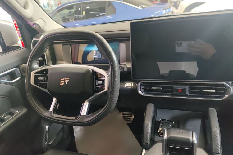 Used JETOUR Traveler 2023 2.0T All-Wheel-Drive CrossPRO
