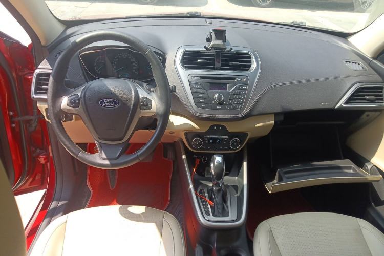 Used Ford Escort 2015 1.5L Automatic Fashion Model