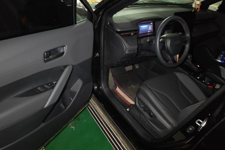 Used Toyota FRONTLANDER 2026 Model 2.0L CVT Luxury Edition