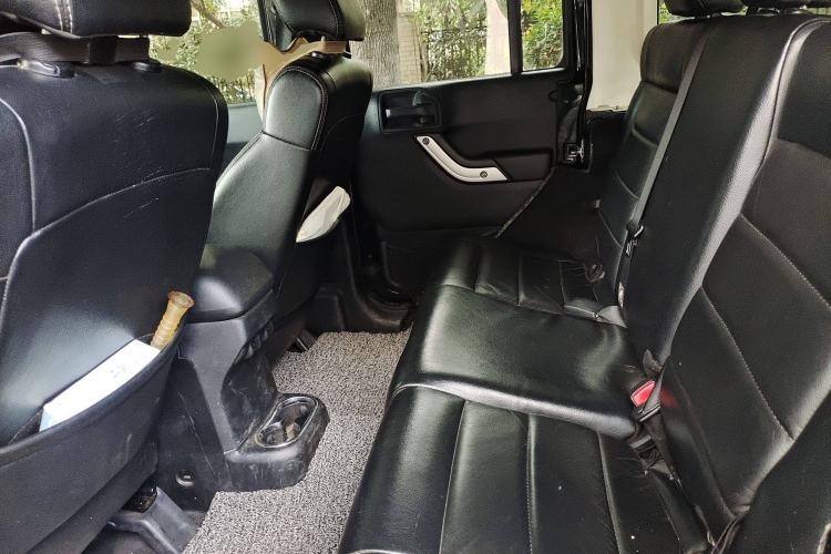 Used Jeep Wrangler 2012 3.6L Rubicon Four-Door Edition