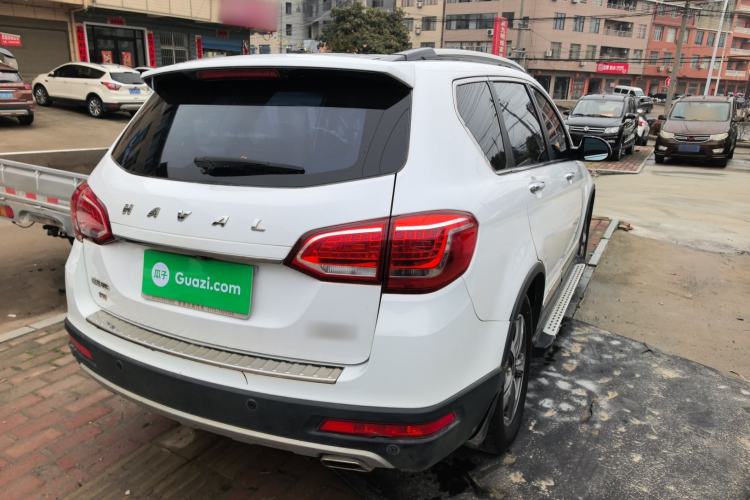 Used Haval H6 2015 Upgraded Model 1.5T Manual Two-Wheel Drive Prestige Version
