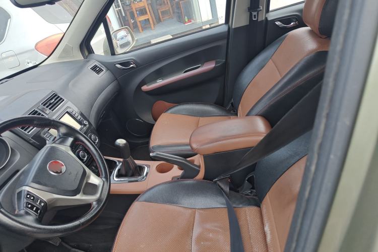 Used FORTHING Joyear X5 2015 1.6L Manual Luxury Model Left Front Seat