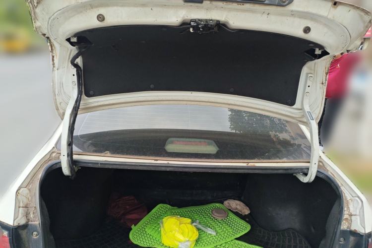 Used Venucia D60 2020 1.6L XL CVT Enjoyment Edition Trunk