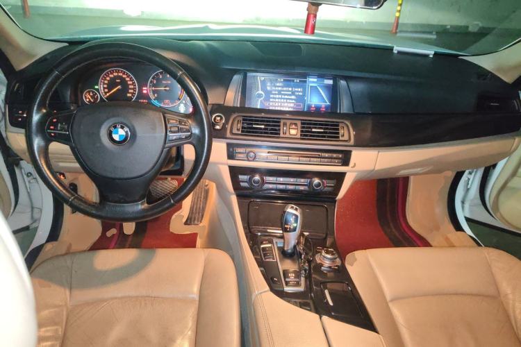 Used BMW 5 Series 2013 520Li Elegant Edition
