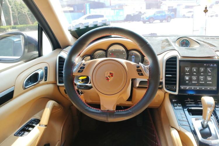 Used Porsche Cayenne 2013 3.6L automatic transmission U.S. specification