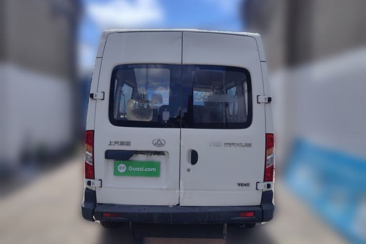 Used SAIC MAXUS Xintu V80 2014 2.5T Aotuntong Short Wheelbase Mid-Roof Model
