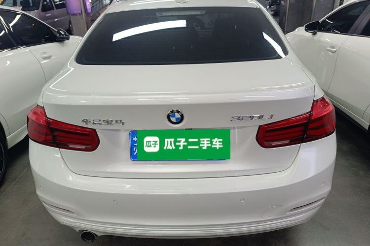 Used BMW 3 Series 2017 318i Fashion Model Rear