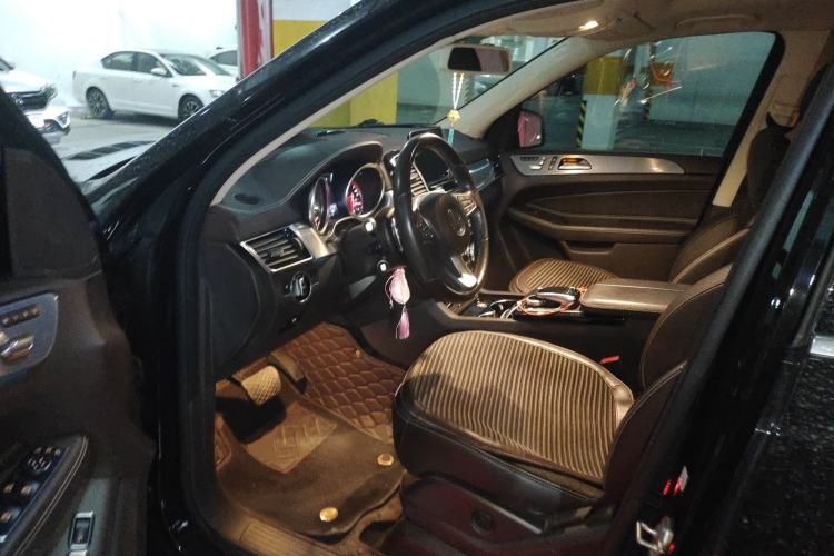 Used Mercedes-Benz GLS 2017 GLS 400 4MATIC Fashion Edition Driver Seat