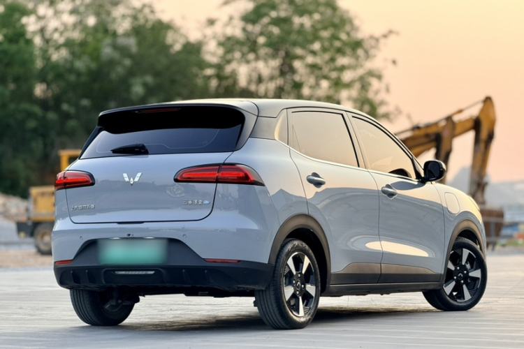 Used Wuling Bingo PLUS 2024 401 km Range 5-Seater Version Exterior 4