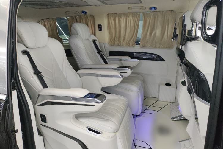 Used Mercedes-Benz Vito 2021 2.0T Elite Version 7 Seats