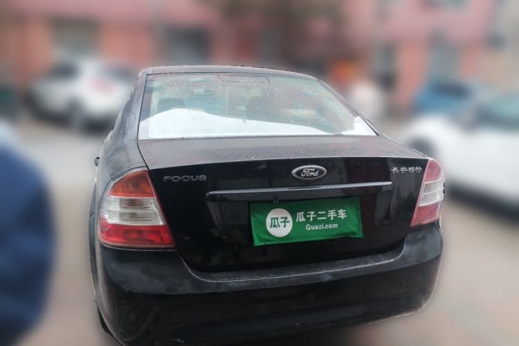 Used Ford Focus 2013 Sedan Classic 1.8L Manual Fashion Edition