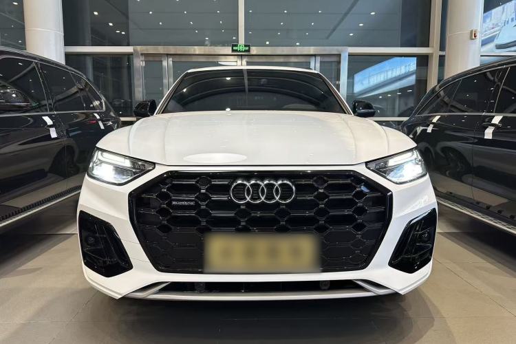 Used Audi Q5L 2024 40 TFSI Luxury Dynamic Edition Exterior 1