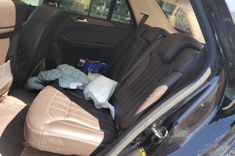 Used Mercedes-Benz GLE 2018 GLE 400 4MATIC Exclusive Edition Left Rear Seat