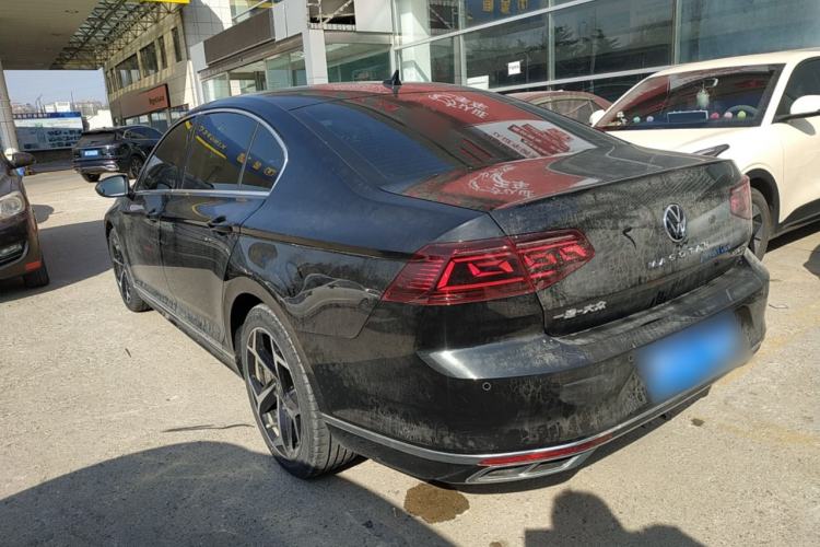 Used Volkswagen Magotan 2023 2 Million Units Limited Edition 330TSI DSG Leading Version