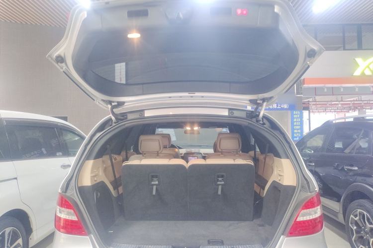 Used Mercedes-Benz R-Class 2011 R 350 L 4MATIC
