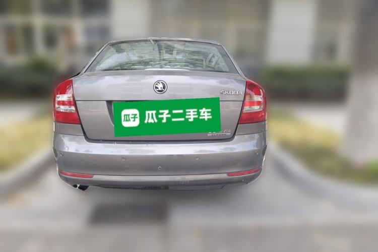 Used Skoda Octavia 2015 Classic Model 1.6L Manual Eado Version Rear