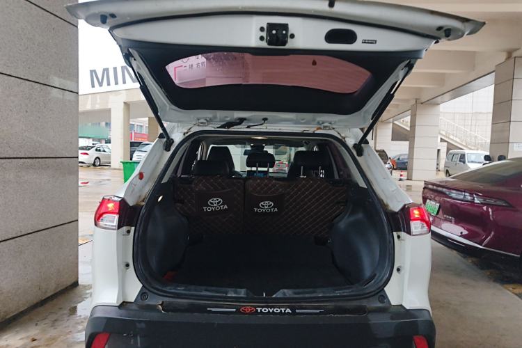 Used Toyota Corolla Cross 2022 2.0L Elite Edition Trunk