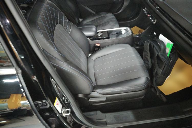 Used ORA Good Cat 2021 400km Standard Range Athena Edition Lithium Iron Phosphate Right Front Seat