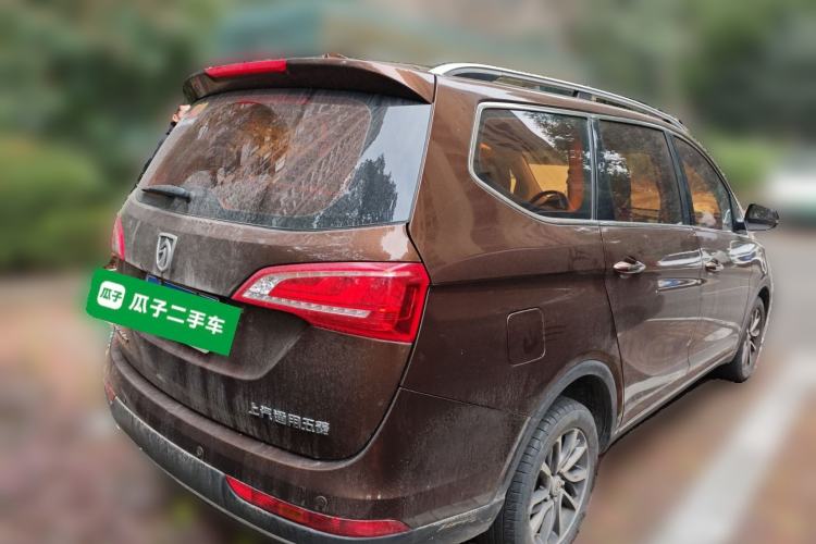 Used Baojun 730 2017 1.5T Manual Prestige Version 7 Seats