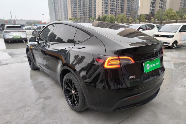 Used Tesla Model Y 2023 Rear-Wheel-Drive Version Rear Left 45 Deg