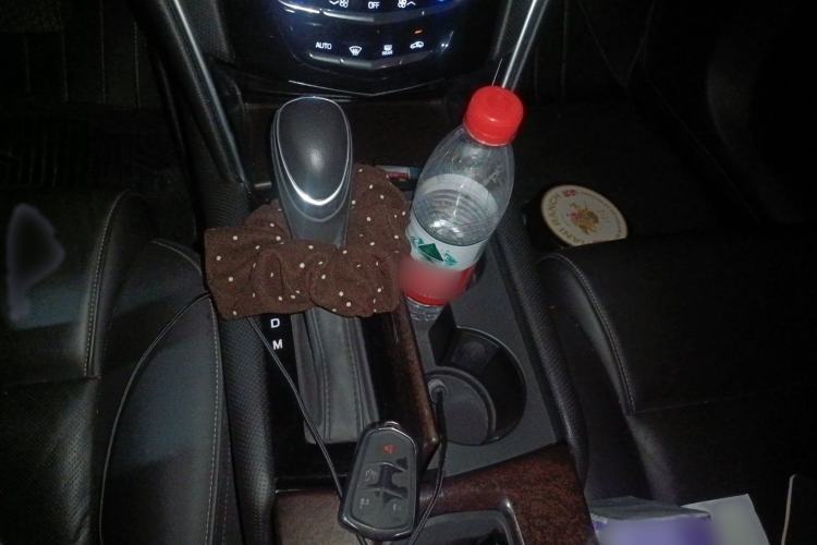 Used Cadillac XTS 2018 28T Elite Edition Gear Lever