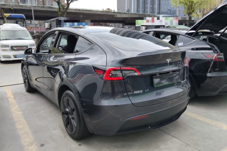 Used Tesla Model Y 2024 Rear-Wheel-Drive Version