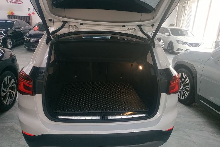 Used BMW X1 New Energy 2019 xDrive25Le Mileage Upgrade Version Trunk