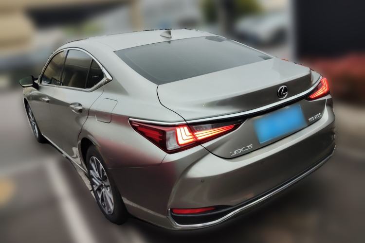 Used Lexus ES 2022 200 Excellence Edition Rear Left 45 Deg