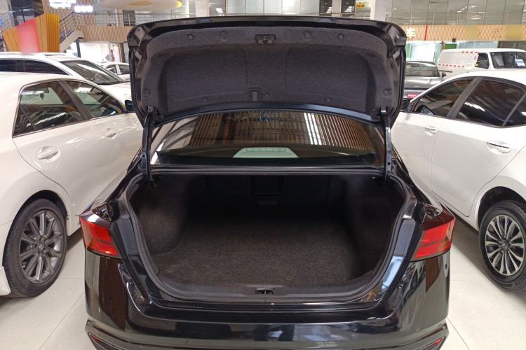 Used Nissan Teana 2019 2.0L XL Comfort Edition Trunk