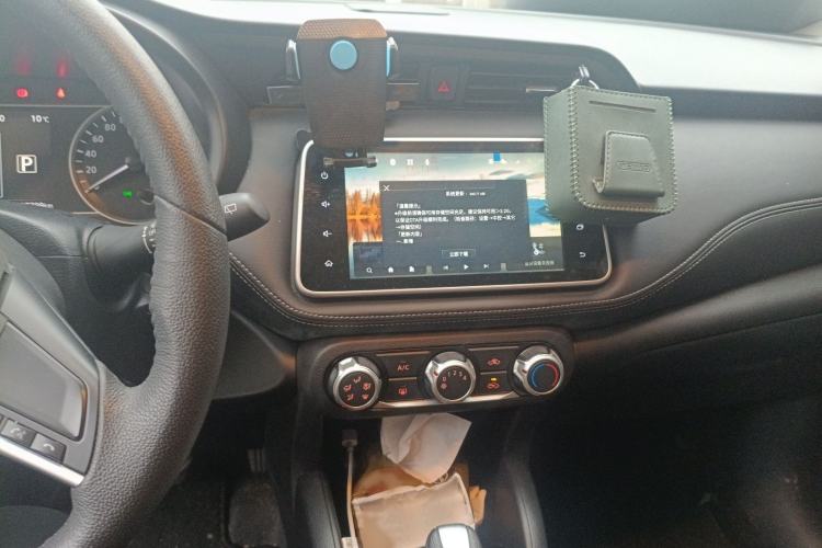 Used Nissan Kicks 2021 1.5L XV CVT Smart Connect Luxury Edition
