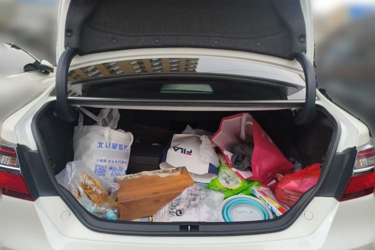 Used Toyota Camry 2016 2.0G 10th Anniversary Leading Edition
