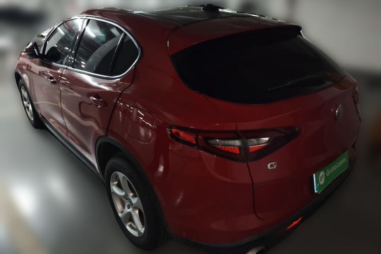 Used Alfa Romeo Stelvio 2017 2.0T 200HP Elite Edition