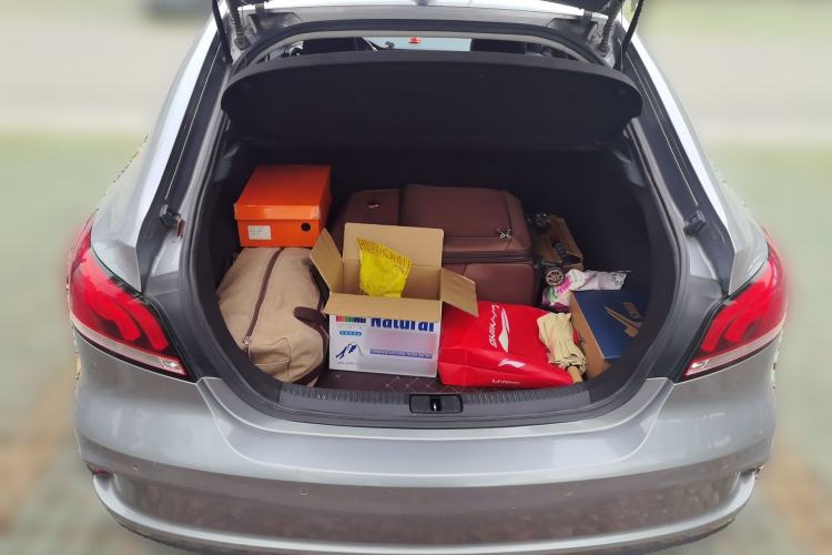 Used MG 6 2017 20T Automatic Luxury Smart Connect Version China V Standard Trunk