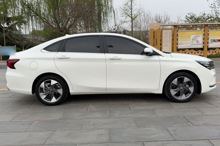 Used GAC Trumpchi GA4 2018 200T Automatic Luxury Edition Exterior 4
