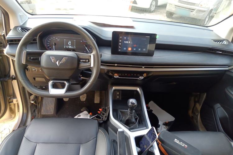 Used Wuling Jiachen 2022 1.5L Manual Comfort Edition