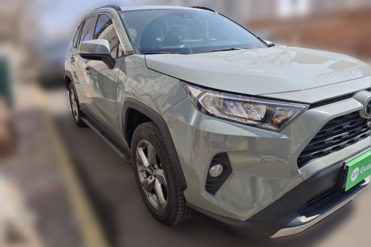 Used Toyota RAV4 2021 2.0L CVT Two-Wheel Drive Fashion PLUS Edition
