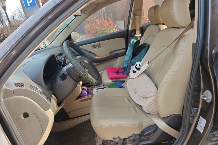 Used Hyundai Celesta 2010 1.6L AT GLS Left Front Seat