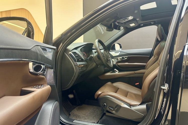 Used Volvo XC90 2021 B6 Luxury Smart Edition 7-Seater
