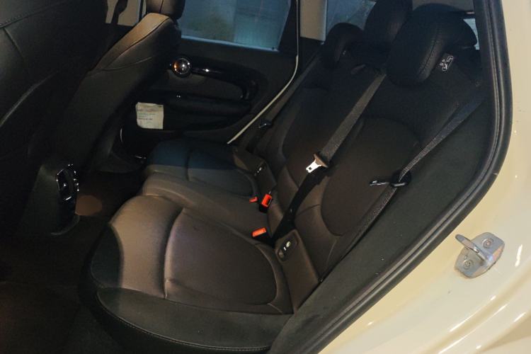 Used MINI Clubman 2018 2.0T COOPER S Artist Left Rear Seat