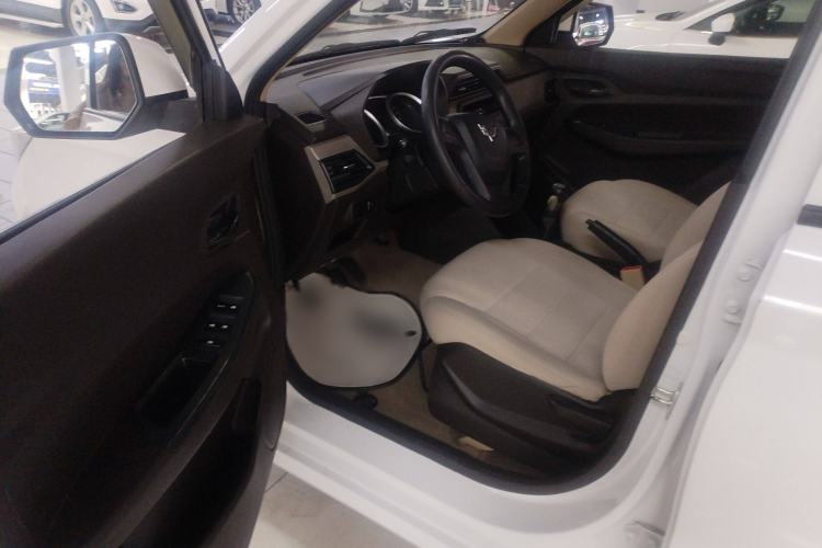 Used Wuling Hongguang 2018 1.5L S Standard Version L2B