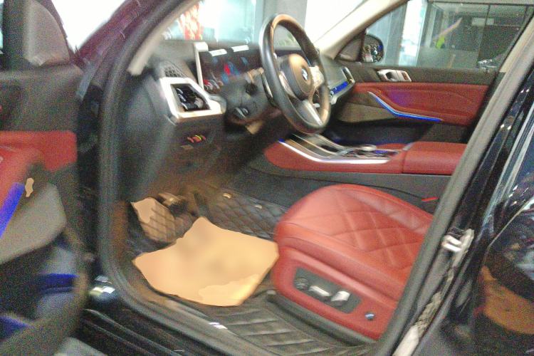 Used BMW X5 2023 xDrive 30Li Luxury M Sport Night Edition Package
