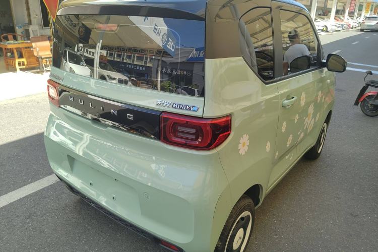 Used Wuling Hongguang MINIEV 2021 Macaron Fashion Edition Lithium-Ion Battery
