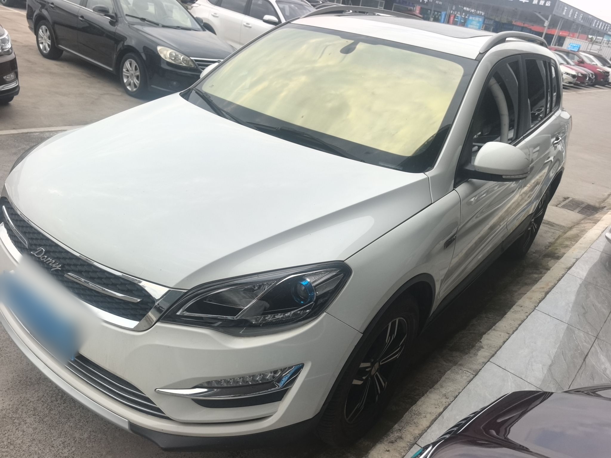 Parte inferior delantera