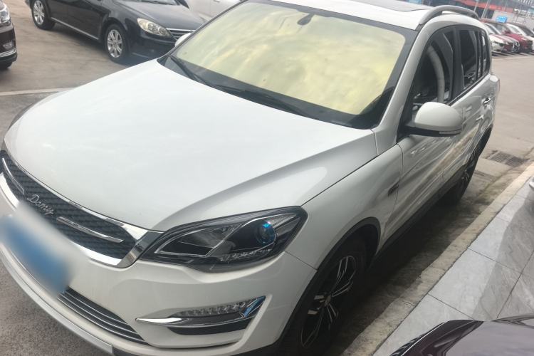 Used Zotye Domy X5 2017 Classic Edition 1.5T Manual Luxury Model